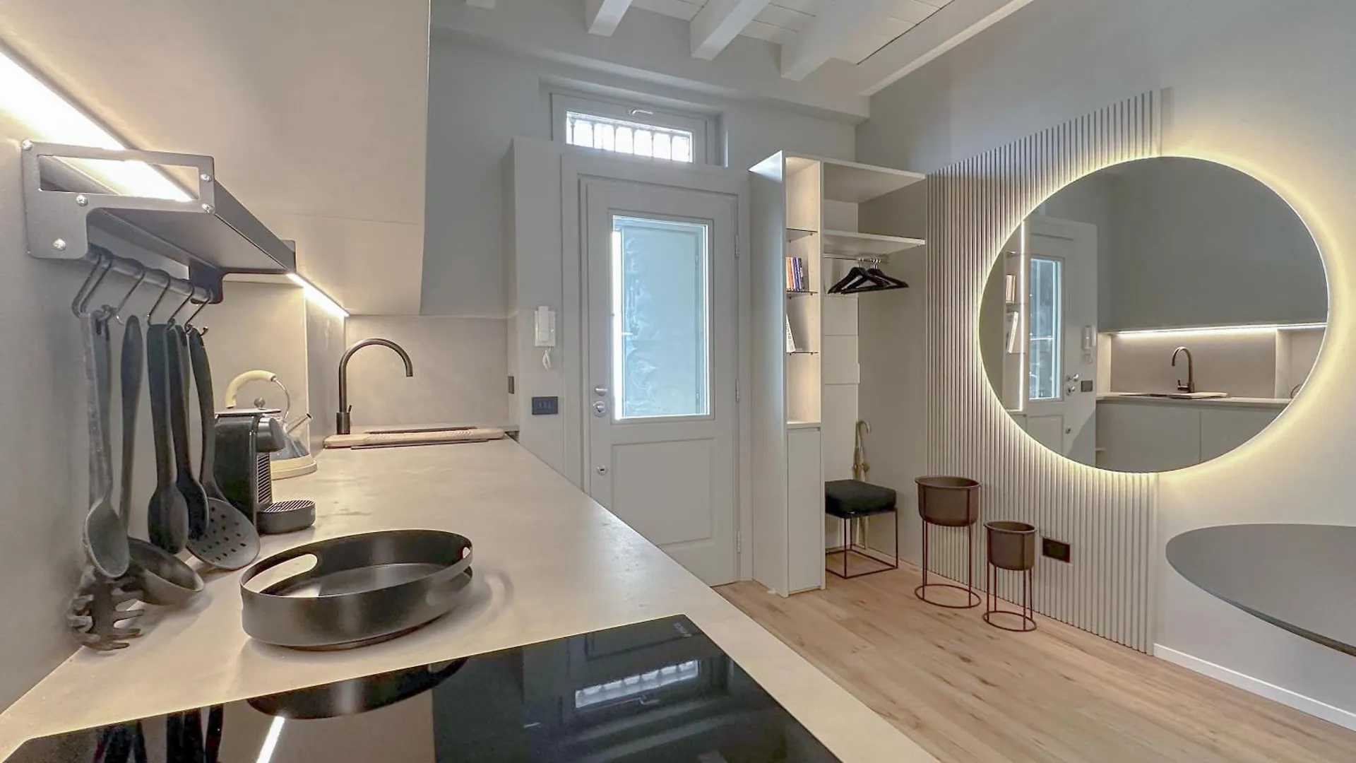 Canonica Suite 72 - 10 Min Da Parco Sempione Milan Apartment